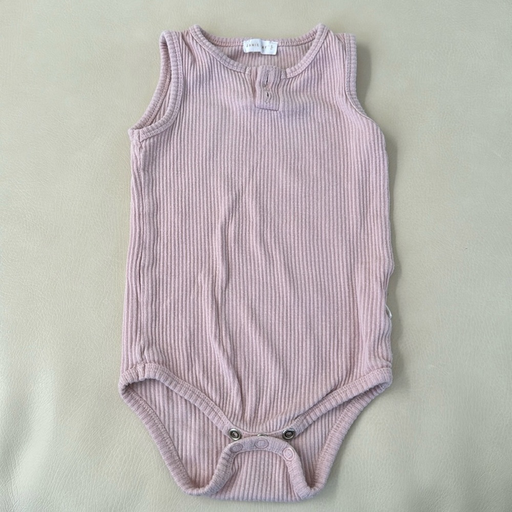 Jamie Kay singlet